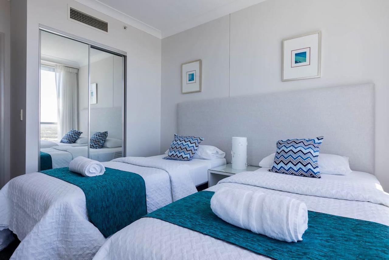 Apartment With Ocean Views Gold Coast Exterior foto